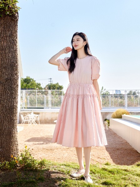 婕依妮女装品牌最新产品展示