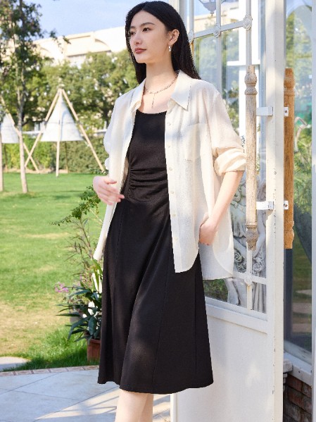 婕依妮女装品牌最新产品展示