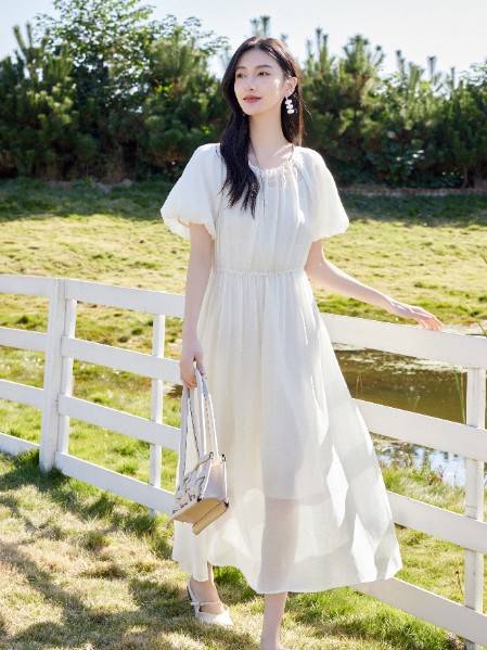 婕依妮女装品牌最新产品展示