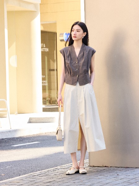 2026年女装加盟哪个品牌好？婕依妮女装诚邀您的加盟