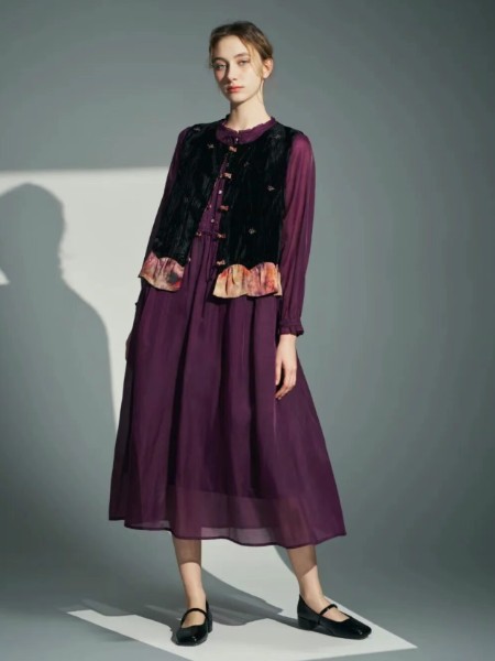 庄玛(ZHUANGMA)女装品牌2026年春季新款