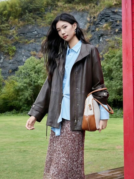 伊纳芙(LNLIFE)女装品牌2026最新产品展示