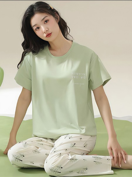 诗曼芬女装品牌最新产品展示