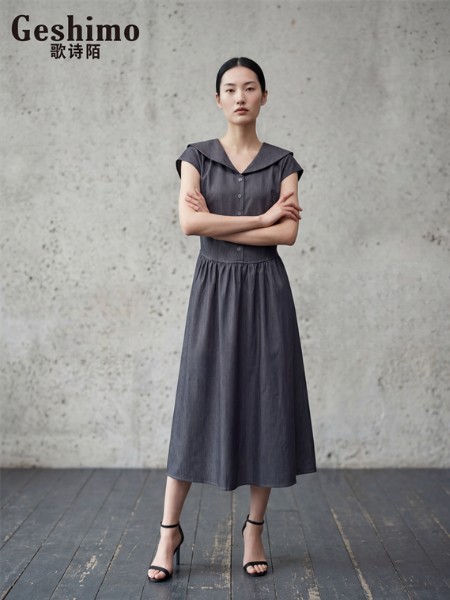 歌诗陌女装加盟有什么条件？店面要求多少平方？