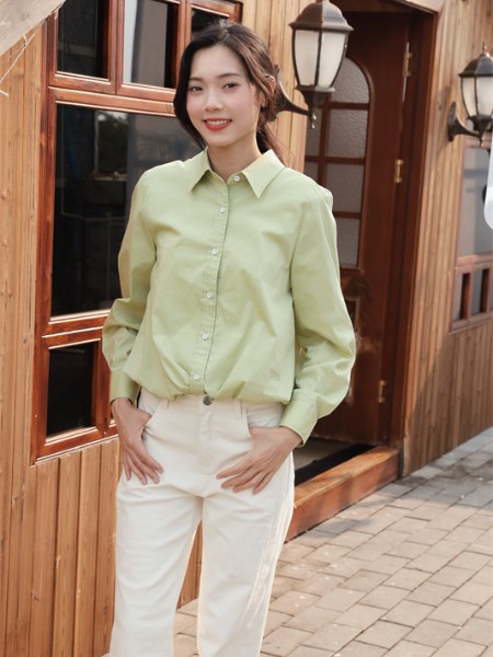 荣子女装品牌2026春季新品