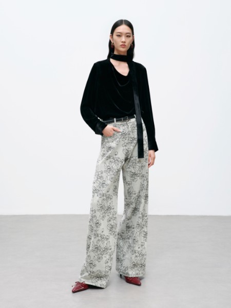 迪赛尼斯(DESIGENICE)女装品牌2026最新产品展示