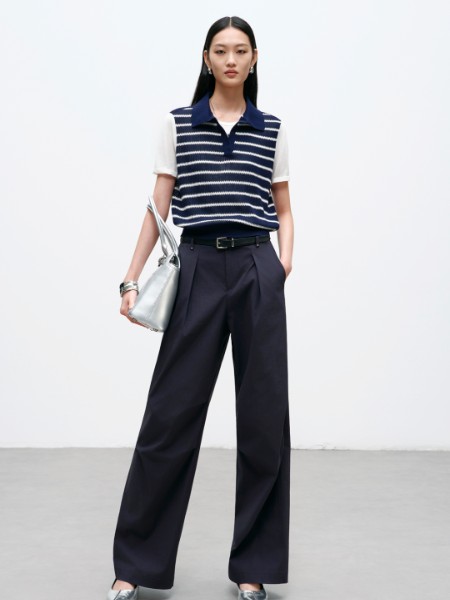 迪赛尼斯(DESIGENICE)女装品牌2026年最新产品展示