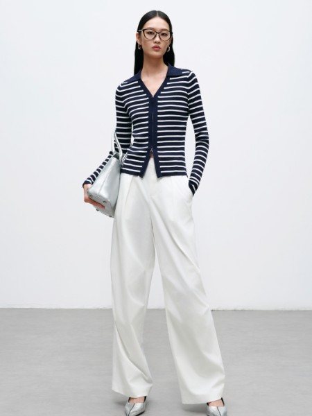 迪赛尼斯(DESIGENICE)女装品牌2026年最新产品展示