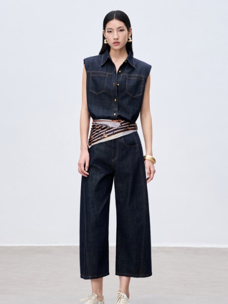 迪赛尼斯(DESIGENICE)女装品牌2026年最新产品展示