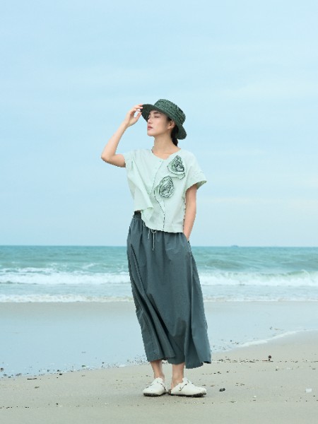 想加盟极简风简与媄女装有什么要求？