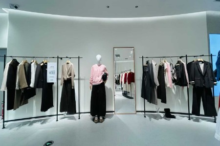 水云间(SEDATE)女装品牌最新企业形象展示