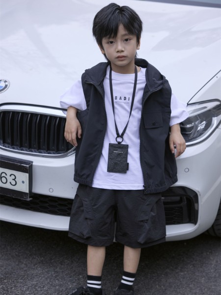 巴迪小虎(baditiger)童装品牌2026年男童短袖