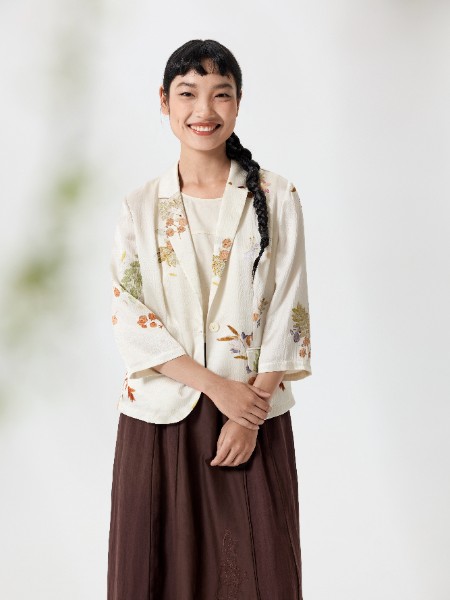 补丁生活女装品牌最新产品展示