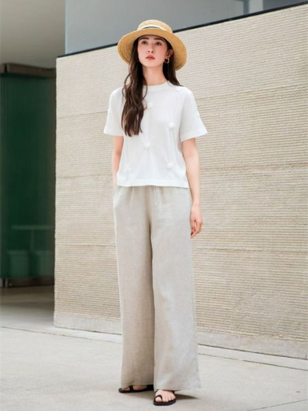 意澳(Eall.cz)女装品牌2026年夏季新品