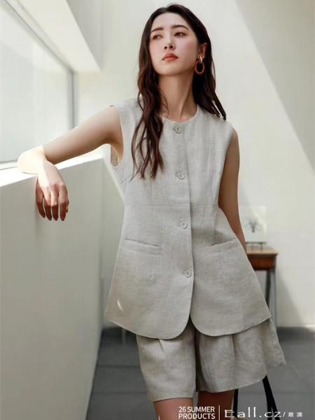 意澳(Eall.cz)女装品牌2026年夏季新品
