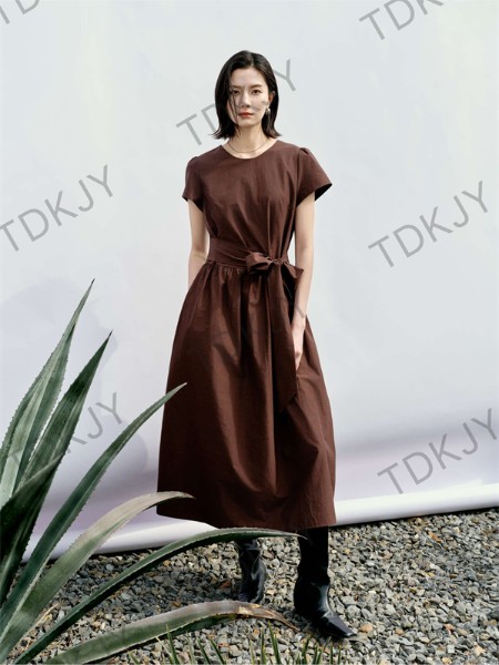 汀丁可女装品牌2026年夏季新品