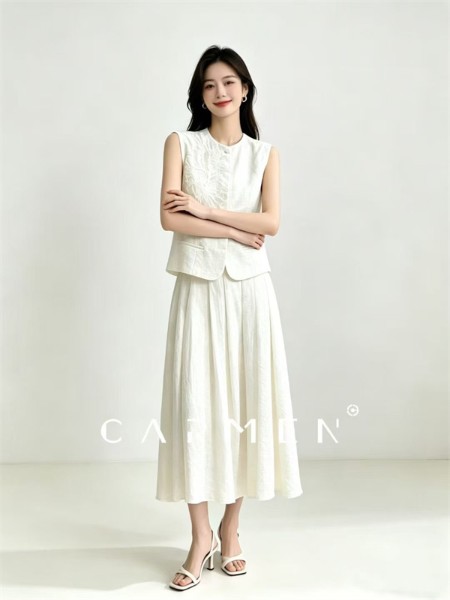 卡蔓(CARMEN)女装品牌2026年夏季新款