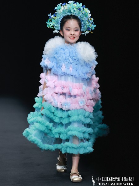 婴二代童装品牌最新产品展示