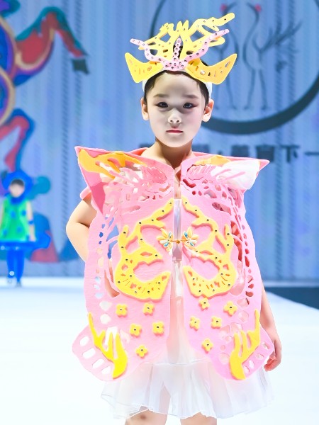 婴二代箱包饰品品牌最新产品展示