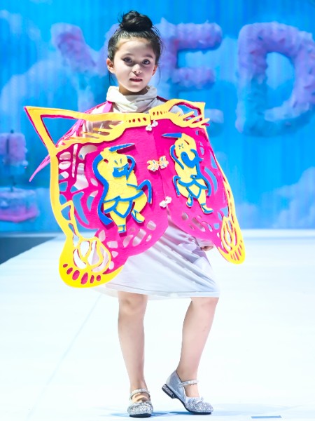 婴二代箱包饰品品牌最新产品展示