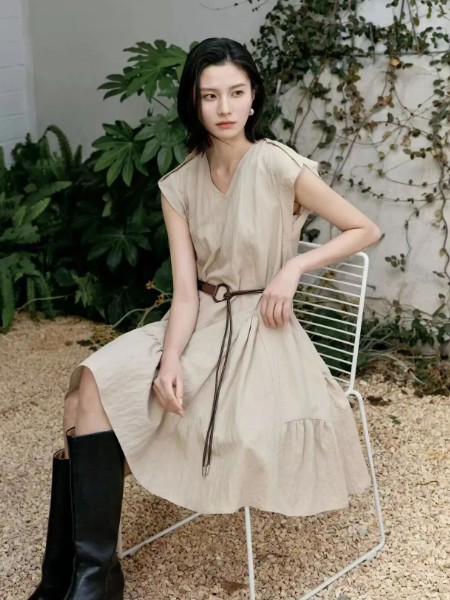 汀丁可女装品牌26夏季最新产品展示