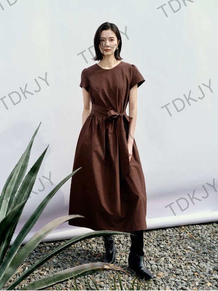 汀丁可女装品牌26夏季最新产品展示