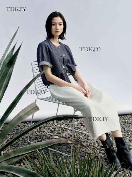 汀丁可女装品牌26夏季最新产品展示