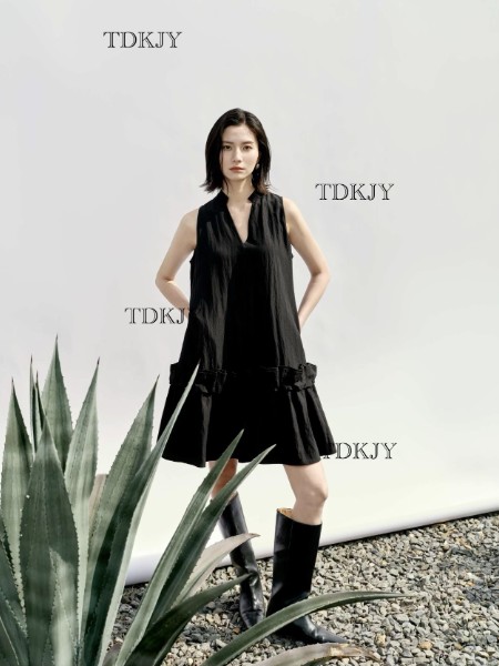 汀丁可女装品牌26夏季最新产品展示