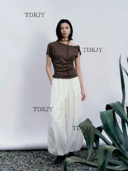 汀丁可女装品牌26夏季最新产品展示