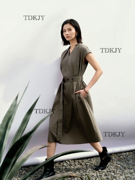 汀丁可女装品牌26夏季最新产品展示