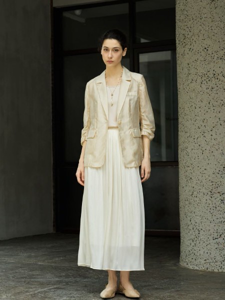 范可儿(FAMECOCO)女装品牌2026年夏季新品