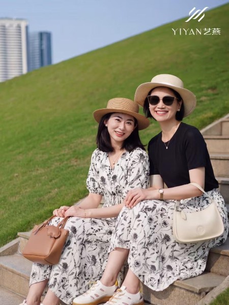 艺燕女装品牌2026年夏季新品