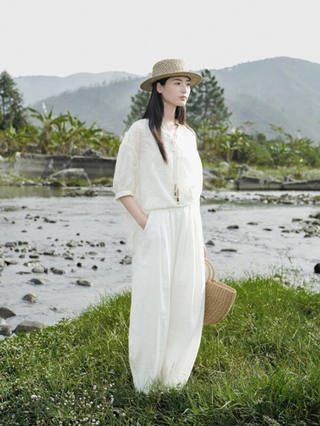 堓上(ISHONTTE)女装品牌2026年夏季新品