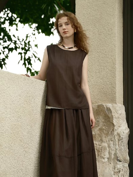 VIEAING薇迎女装品牌26夏季最新产品展示