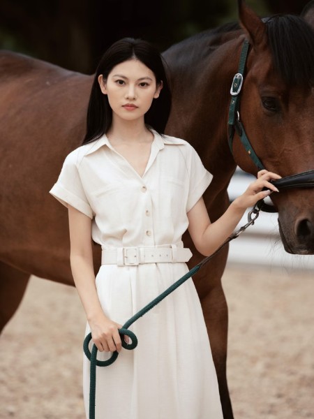 卡蔓(CARMEN)女装品牌26夏季最新产品展示