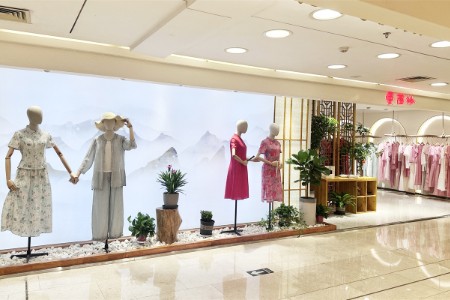 曼茜纱女装品牌2026年最新企业形象展示