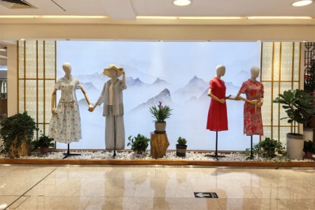 曼茜纱女装品牌2026年最新企业形象展示