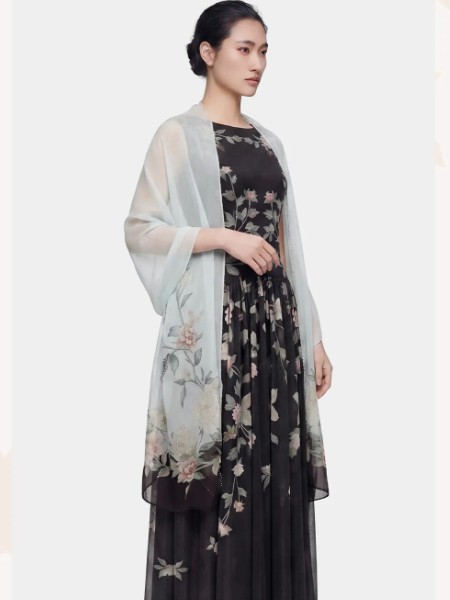 古色SUSSI(SUSSI)女装品牌2026最新产品展示