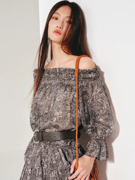 依目了然女装品牌2026最新产品展示