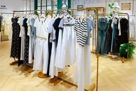 朵以(Duoyi)女装品牌2026年最新企业形象展示