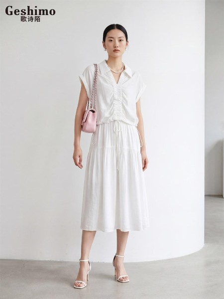 歌诗陌女装品牌2026年夏季最新产品展示