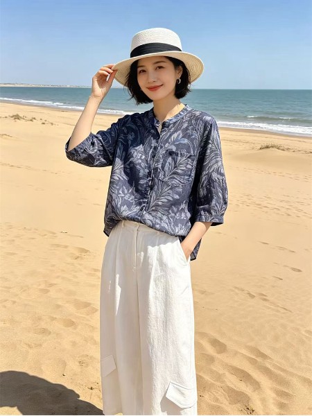 底色(Dins)女装品牌2026年夏季最新产品展示