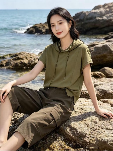 底色(Dins)女装品牌2026年夏季最新产品展示