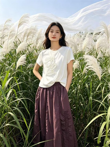 底色(Dins)女装品牌2026年夏季最新产品展示