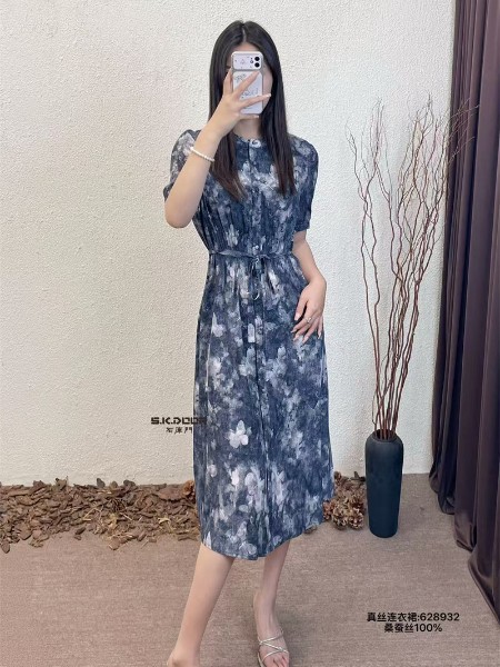 石库门(S.K.Door)女装品牌2026年夏季最新产品展示