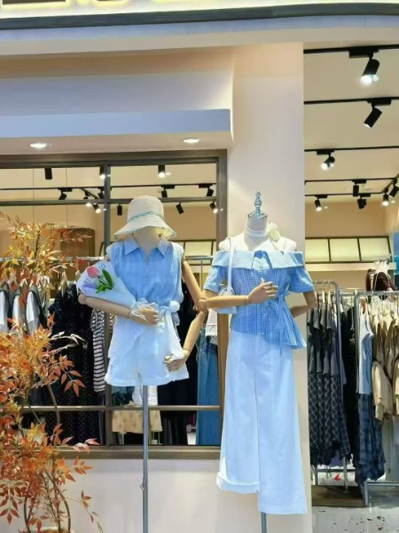 LZTLYLZT兰思图、WEIMO微末女装品牌最新产品展示