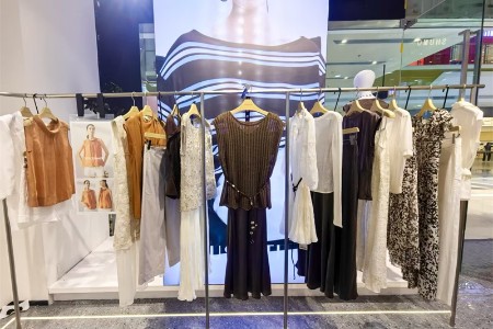 JUST&TH女装品牌最新企业形象展示