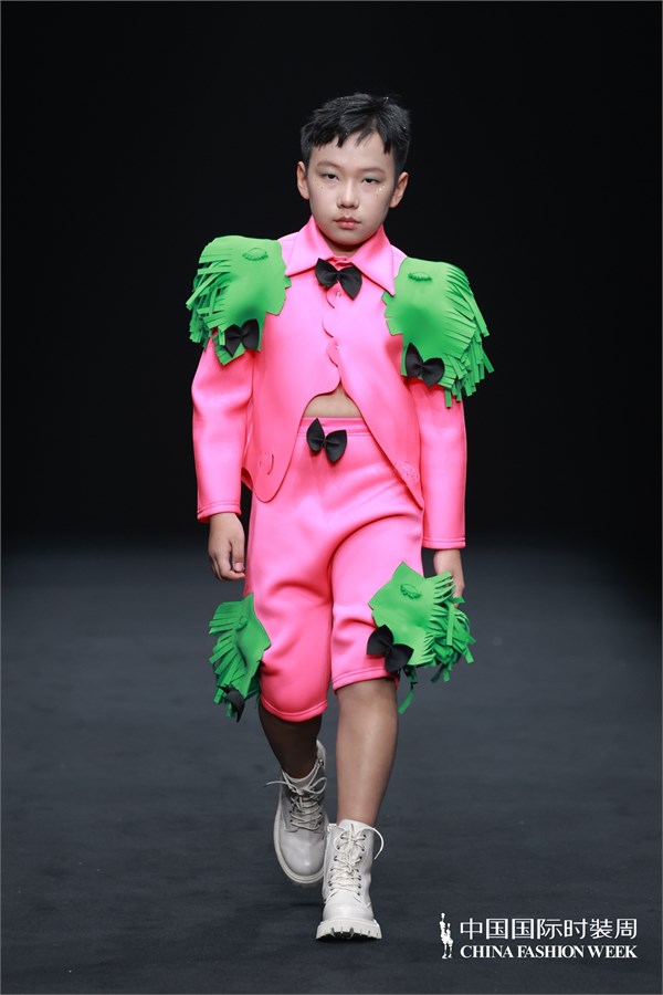 婴二代品牌2026年新品发布会非遗国际时装周系列